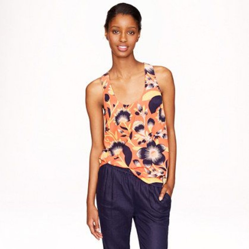 Twist Back Hibiscus Floral Tank